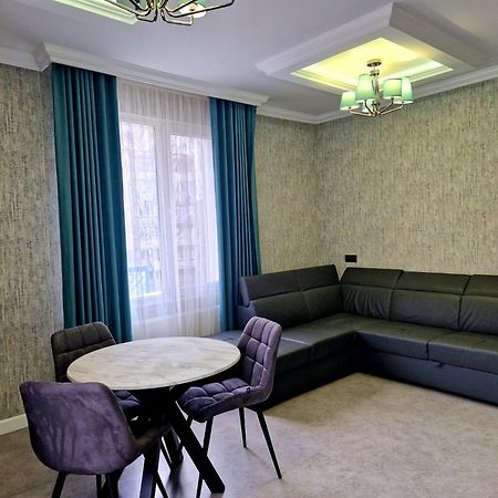 Aparthotel White House Balti Pokoj fotografie